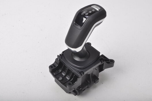 LAND ROVER DEFENDER II MK2 L663 RHD GEAR SELECTOR M8B2-7E453-AA view 2.jpg