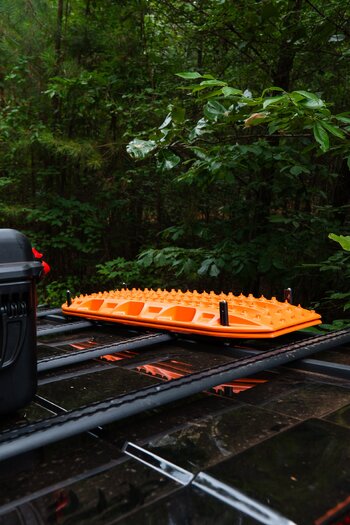 4 DVM_SocialMedia_RAW_08August_11RoofRailLoadedSetup_0064.jpg