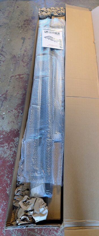 1. Unboxing.jpg
