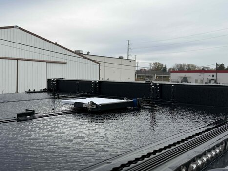 Closeup Roof Mounts.jpg