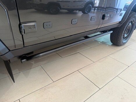 OEM Tree/Rock Sliders - as new - UK