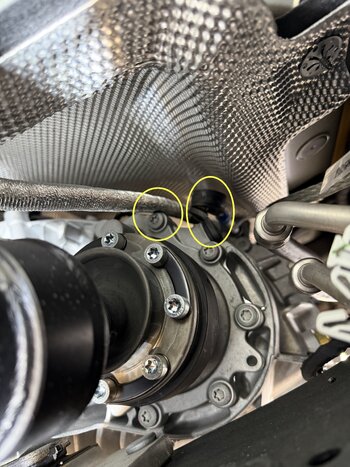 Transfer Case - Low Cable - touching top of transfer case.jpeg