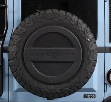 spare tire decals abefore.jpeg