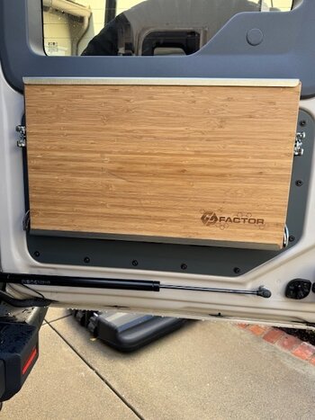 GP Factor Tailgate Table with Cubby