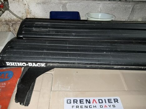 Rhino-rack cross bars