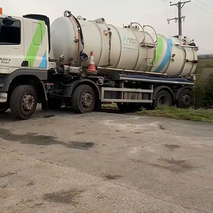 Grenadier and the poo lorry.mp4