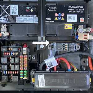 AUX POWER FUSE BOX WIDE VIEW.jpg