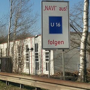28504286-neues-schild-auf-der-a45-sperrung-in-luedenscheid-1Yety2D8hDBG.jpg