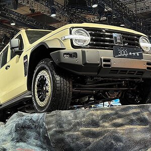 gwm-v8-3.jpg