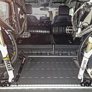 Granadier MTB (5).jpg