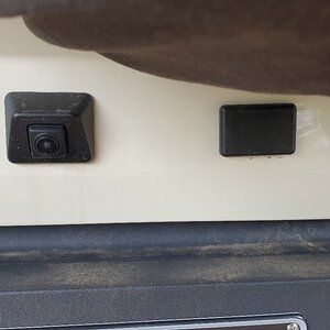 rear camera plug.jpg