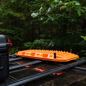 4 DVM_SocialMedia_RAW_08August_11RoofRailLoadedSetup_0064.jpg