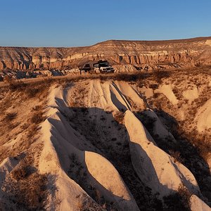 Project-Wild-Earth-Overland-Journey-Family-Matt-Prior-Leah-Prior-Family-Vanlife-National-Parks...png