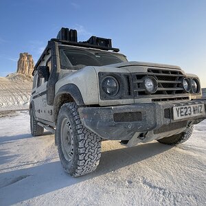 Project-Wild-Earth-Overland-Journey-Family-Matt-Prior-Leah-Prior-Family-Vanlife-National-Parks...jpg