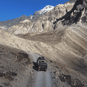 Project-Wild-Earth-Overland-Journey-Family-Matt-Prior-Leah-Prior-Family-Vanlife-National-Parks...png