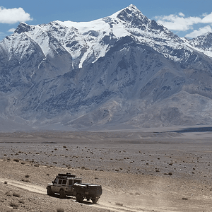 Project-Wild-Earth-Overland-Journey-Family-Matt-Prior-Leah-Prior-Family-Vanlife-National-Parks...png