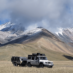 Project-Wild-Earth-Overland-Journey-Family-Matt-Prior-Leah-Prior-Family-Vanlife-National-Parks...png