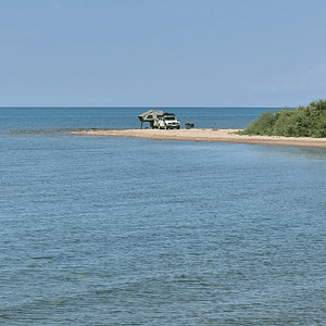Project-Wild-Earth-Overland-Journey-Family-Matt-Prior-Leah-Prior-Family-Vanlife-National-Parks...png