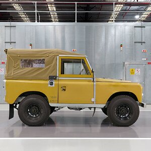 68c8e58049c827b296ed0e4f_Land Rover - Jones-p-1600.jpg