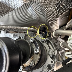 Transfer Case - Low Cable - touching top of transfer case.jpeg