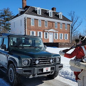 Line Infantry meets Grenadier,Centered.jpg