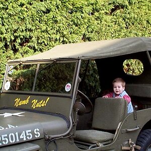 R & B in Jeep 01.jpg