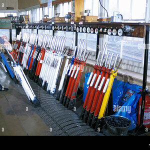 signal-box-interior-at-princes-risborough-with-old-style-lever-frame-c-1992-P67TJ7.jpg